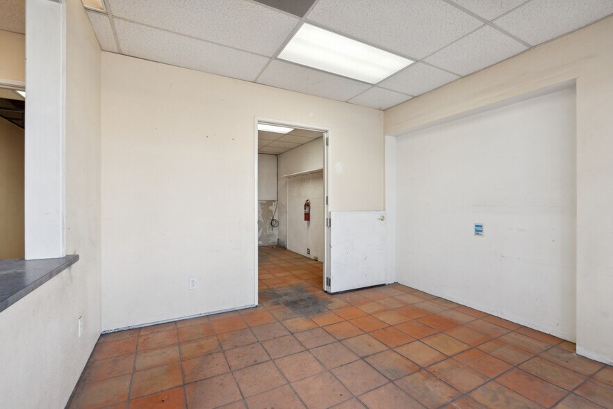 More Photos Of 3276-3282 Main St, Lemon Grove Storefront Retail Residential For Sale
