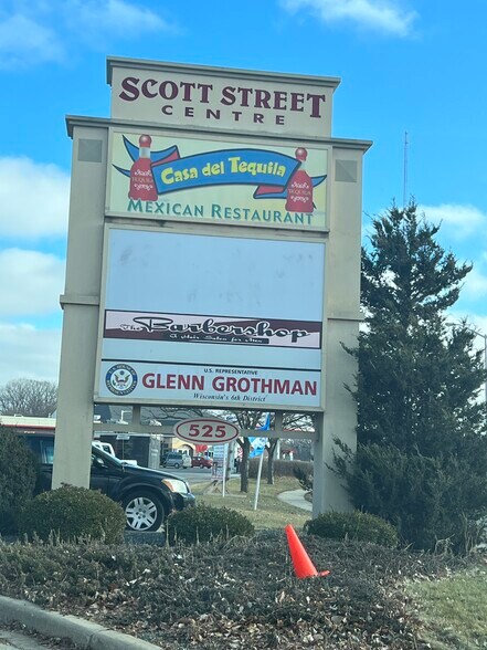 More Photos Of 525 N Peters Ave, Fond Du Lac Storefront Retail Office For Sale