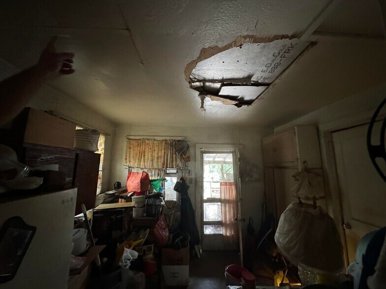 More Photos Of 428 Runnels Ave, San Antonio Office For Sale