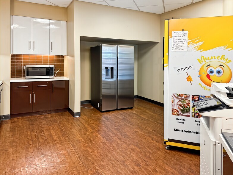 More Photos Of 4000 Hollywood Blvd, Hollywood Coworking Space