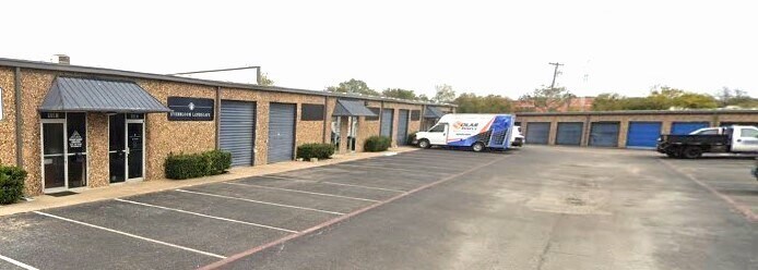 More Photos Of 605 S Sherman St, Richardson Unknown For Lease