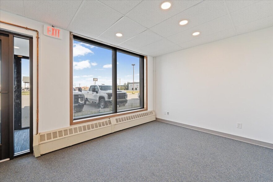 More Photos Of 3534 International St, Fairbanks General Retail For Lease