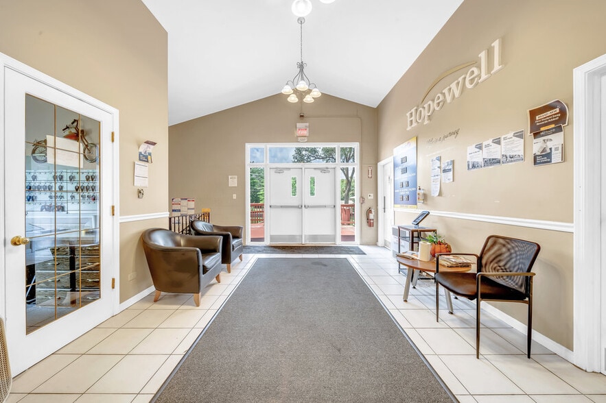 More Photos Of 1352 N Cedar Rd, New Lenox Religious Facility For Sale