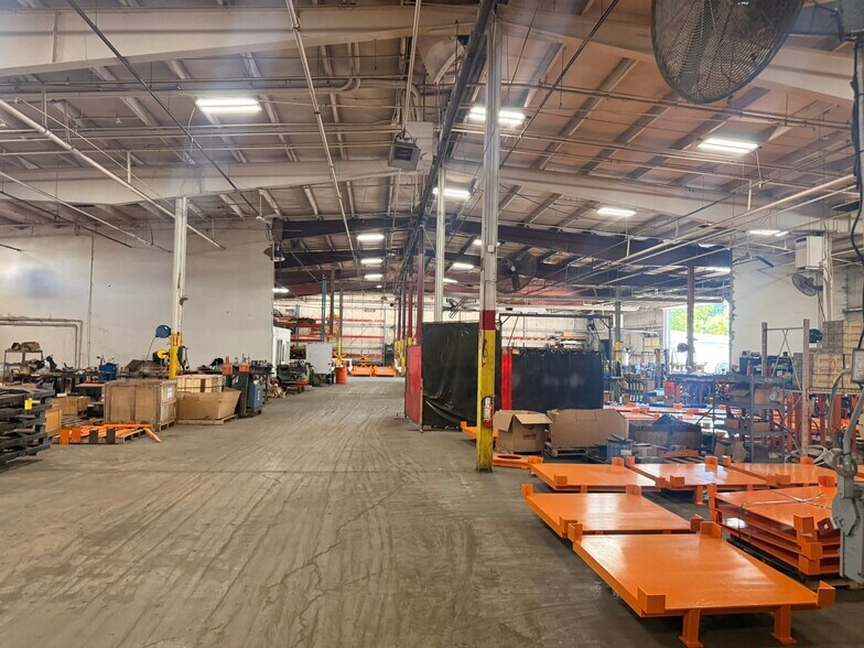 More Photos Of 211 Province St, Franklin Manufacturing For Lease