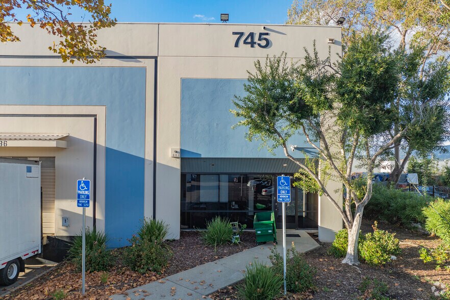 More Photos Of 745 85th Ave, Oakland Unknown For Lease