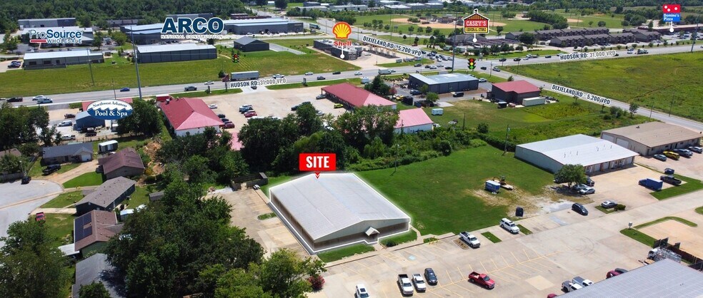 More Photos Of 1604 W Acorn Dr, Rogers Industrial For Lease