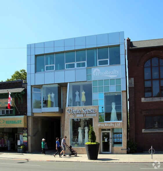 More Photos Of 304 Danforth Ave, Toronto Storefront Retail Office For Sale