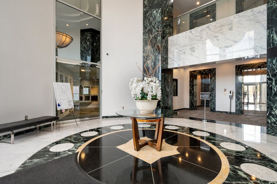 More Photos Of 580 E Main St, Norfolk Office For Lease