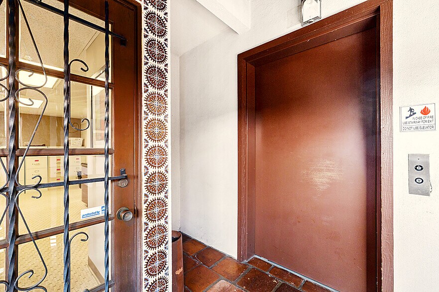 More Photos Of 1919 Grand Ave, San Diego Medical For Sale