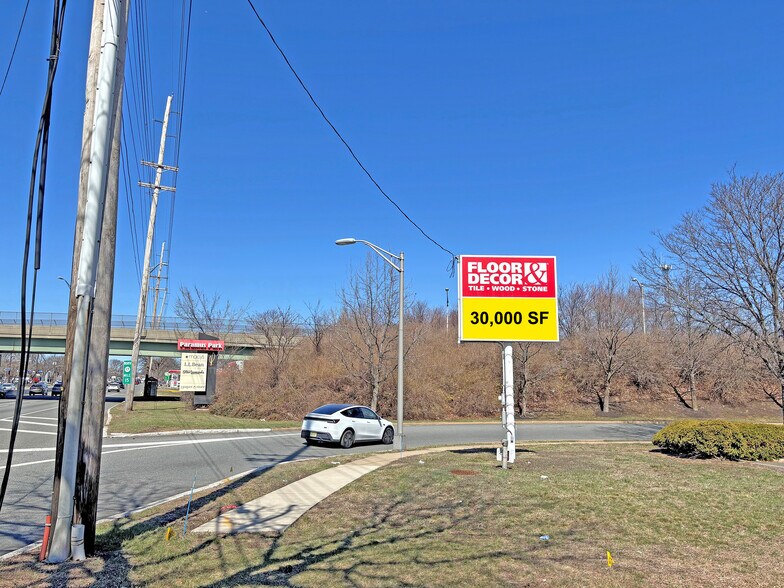 More Photos Of 30 A & S Dr, Paramus Freestanding For Lease