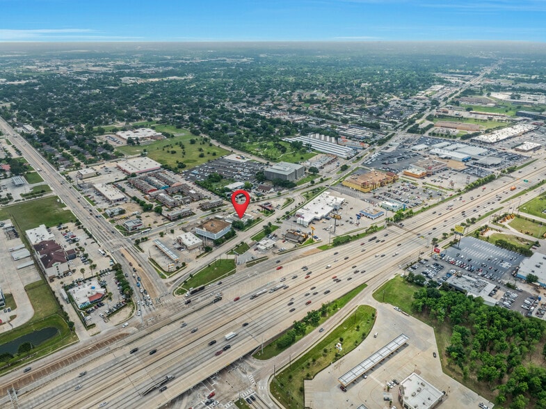 More Photos Of 12036 Airline Dr, Houston Medical For Sale