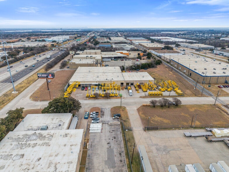 More Photos Of 924 111th St, Arlington Distribution For Lease