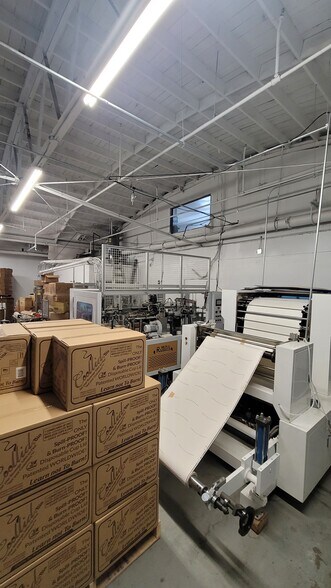 More Photos Of 424-432 S I St, San Bernardino Warehouse For Sale