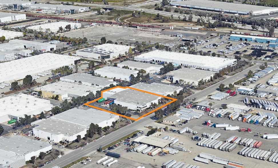 Primary Photo Of 10660 Mulberry Ave, Fontana Warehouse For Lease