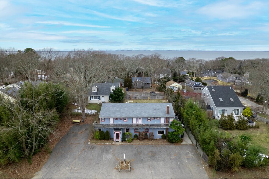 Primary Photo Of 87 North Rd, Hampton Bays Restaurant For Sale