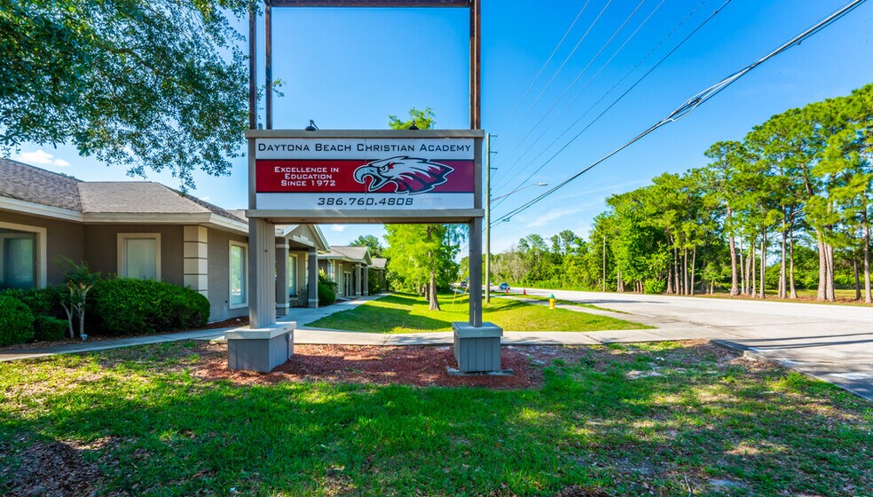 More Photos Of 1850 Clyde Morris Blvd, Daytona Beach Office For Sale