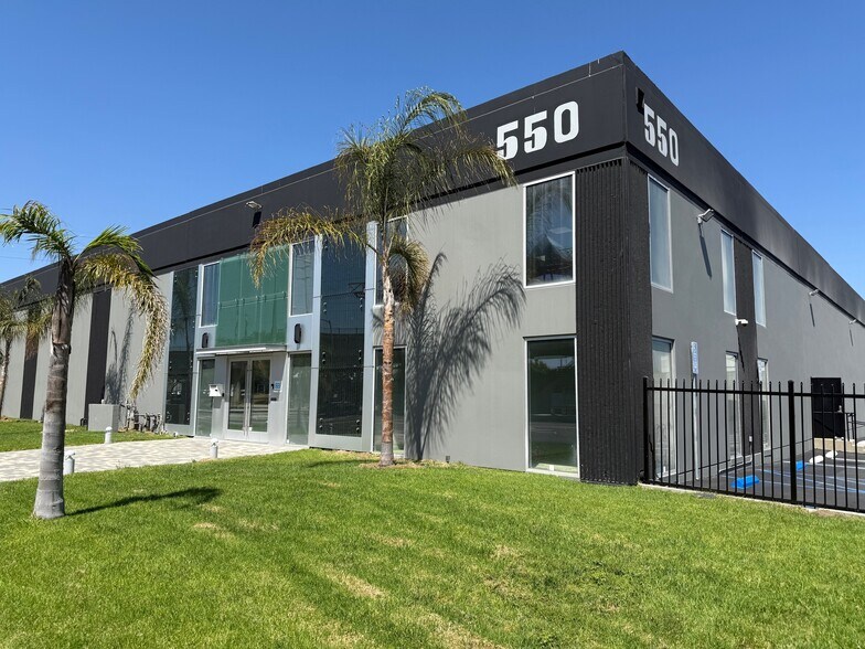 Primary Photo Of 550 N Nash St, El Segundo Warehouse For Lease