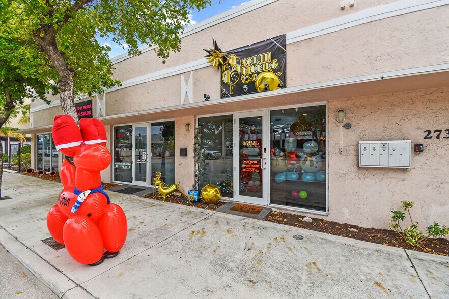 More Photos Of 2730 S Dixie Hwy, West Palm Beach Freestanding For Sale