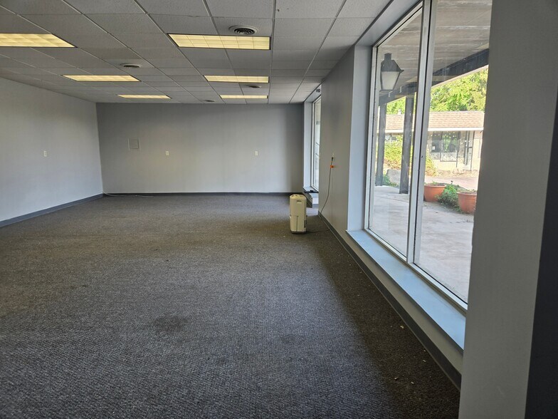 More Photos Of 7323 Pittsford Palmyra Rd, Fairport Unknown For Lease