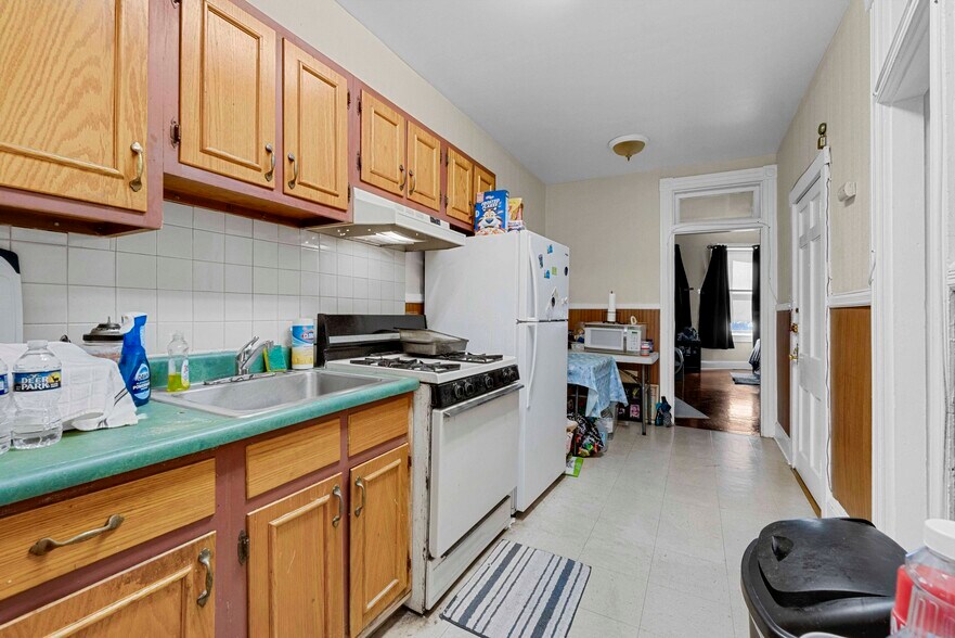 More Photos Of 2903 Saint Paul St, Baltimore Multifamily For Sale