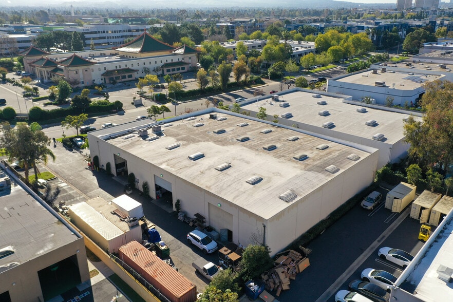 More Photos Of 16691 Noyes Ave, Irvine Warehouse For Sale
