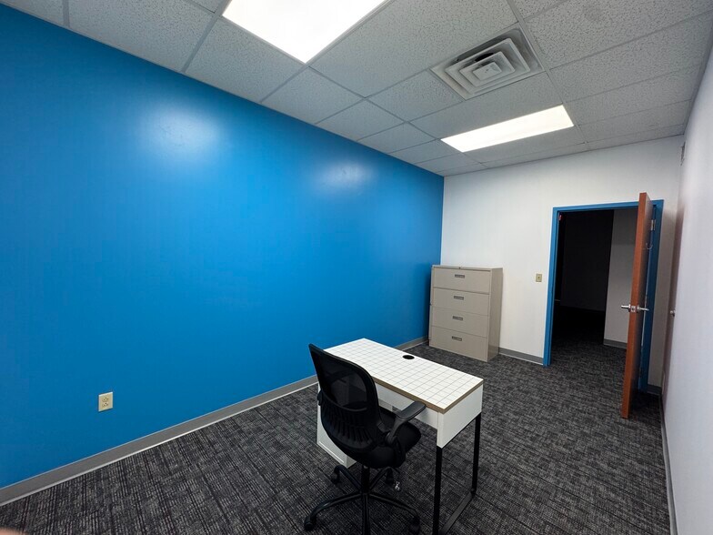 More Photos Of 959 N Main St, Providence Office For Lease