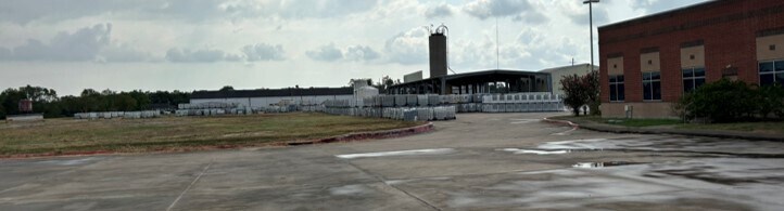 More Photos Of 5035 McHard Rd, Houston Warehouse For Lease