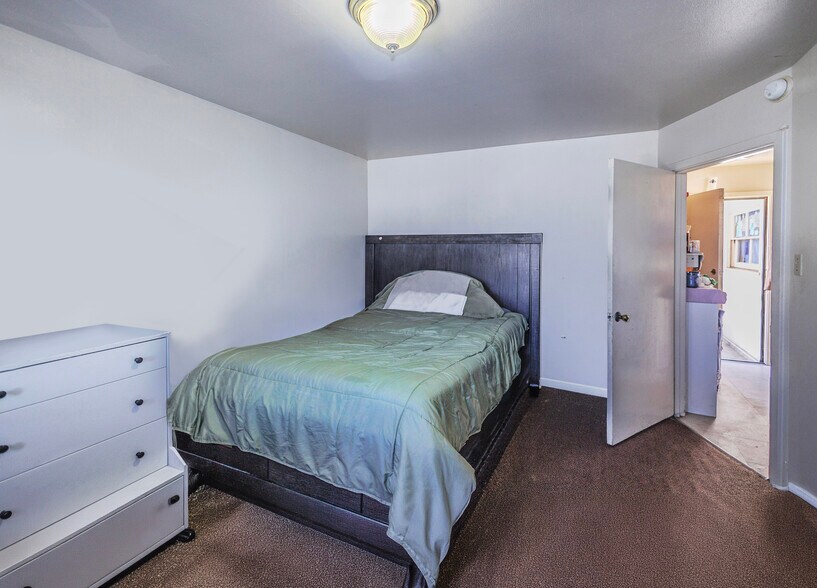 More Photos Of 725-731 Hillside blvd, Daly City Apartments For Sale