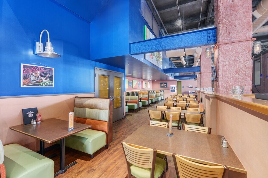 More Photos Of 812-814 W Hamilton St, Allentown Loft Creative Space For Sale