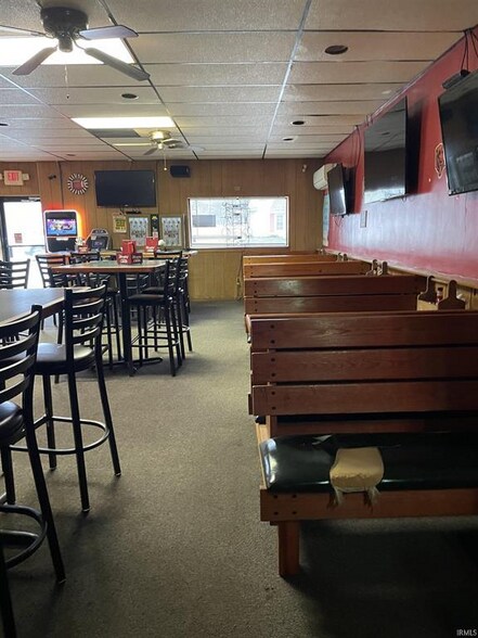 More Photos Of 510-512 Lincolnway W, Osceola Restaurant For Sale