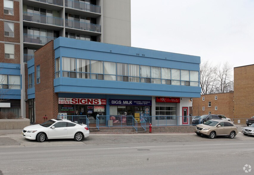 More Photos Of 150 Lakeshore Rd W, Mississauga Storefront Retail Office For Lease