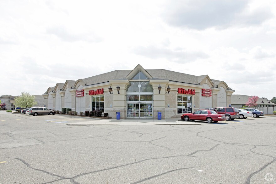 Primary Photo Of 13500 19 Mile Rd, Sterling Heights Drugstore For Lease