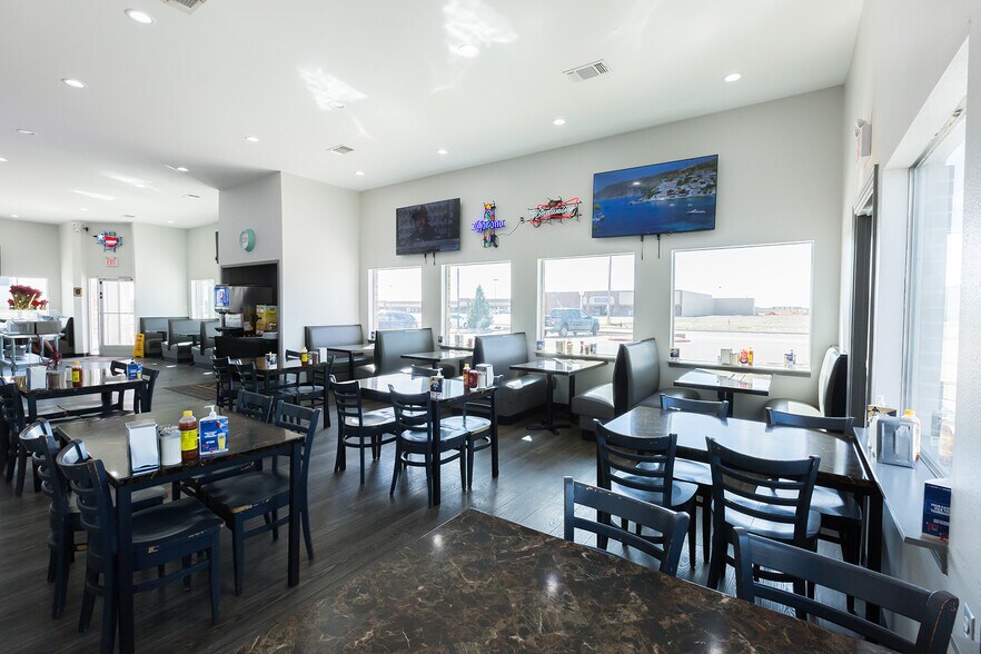 More Photos Of 1140 Kermit St, Plainview Restaurant For Sale
