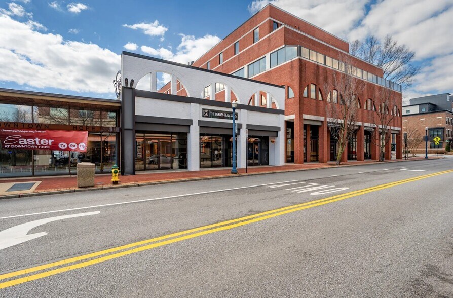 More Photos Of 257 West St, Annapolis Storefront Retail Office For Lease