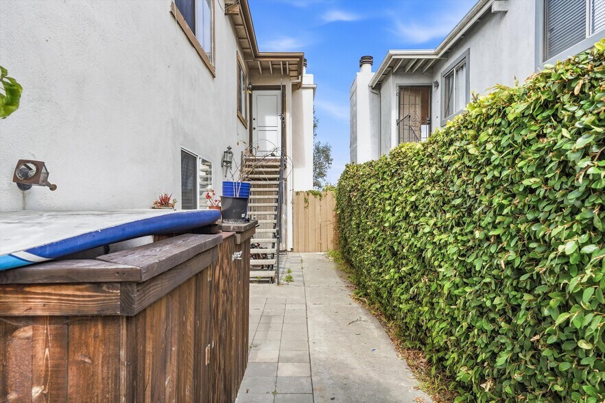 More Photos Of 33372 Cheltam Way, Dana Point Apartments For Sale