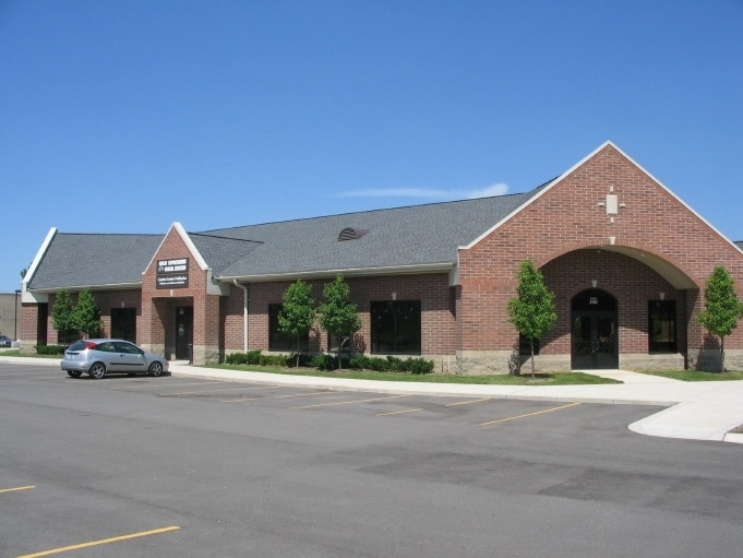 More Photos Of 5958 N Canton Center Rd, Canton Township Medical For Lease