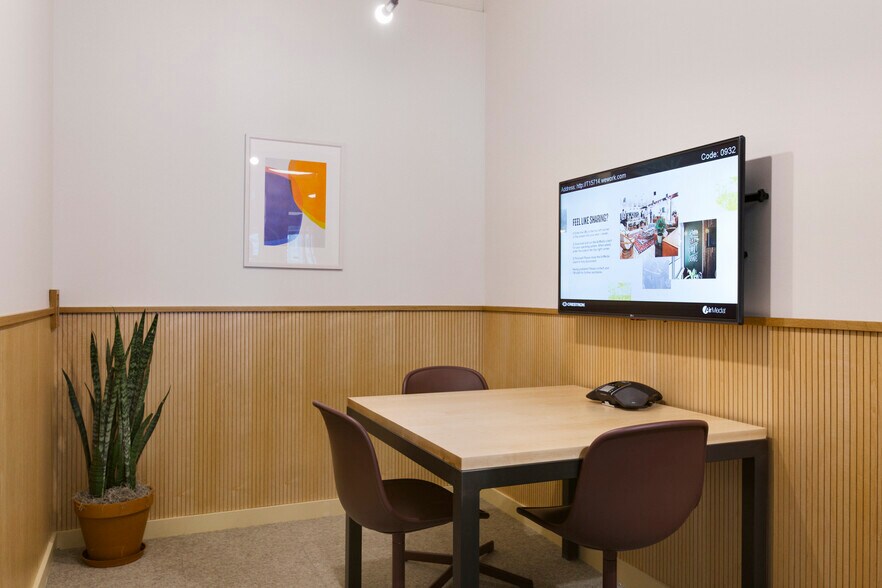 More Photos Of 1 Beacon St, Boston Coworking Space