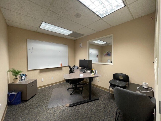 More Photos Of 91 Cernon St, Vacaville Office For Lease