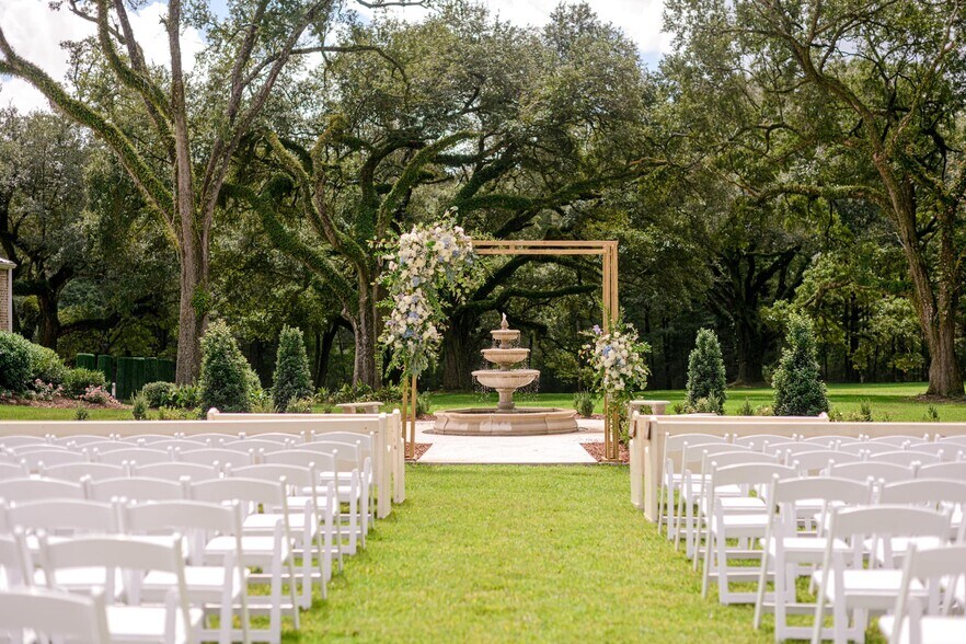 More Photos Of 3054 Highway 24 W, Summit Lodge Meeting Hall For Sale