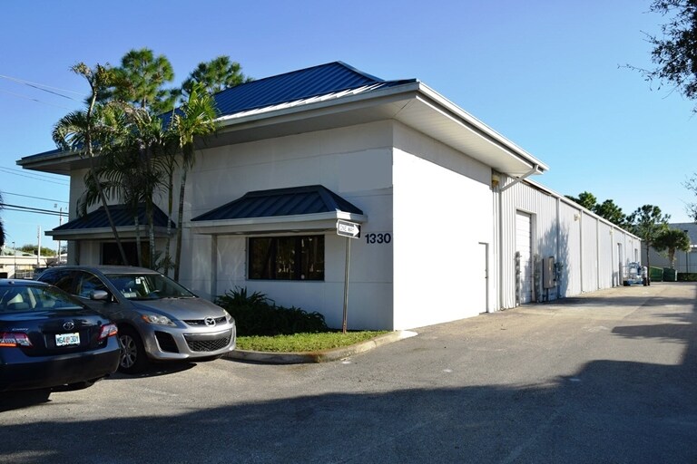 More Photos Of 1350 W Indiantown Rd, Jupiter Warehouse For Lease