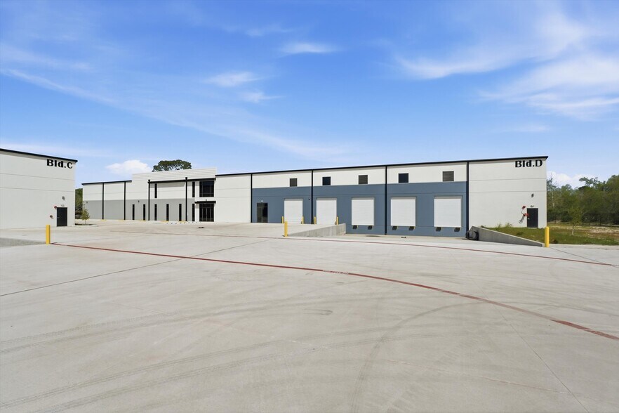 More Photos Of 7933 Ley Rd, Houston Unknown For Lease