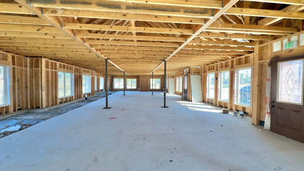 More Photos Of 305 Regency Pky, Mansfield Medical For Lease