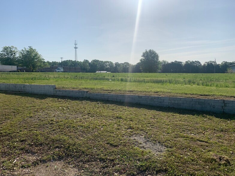 More Photos Of 1492 Executive Ct, Orangeburg General Retail For Sale
