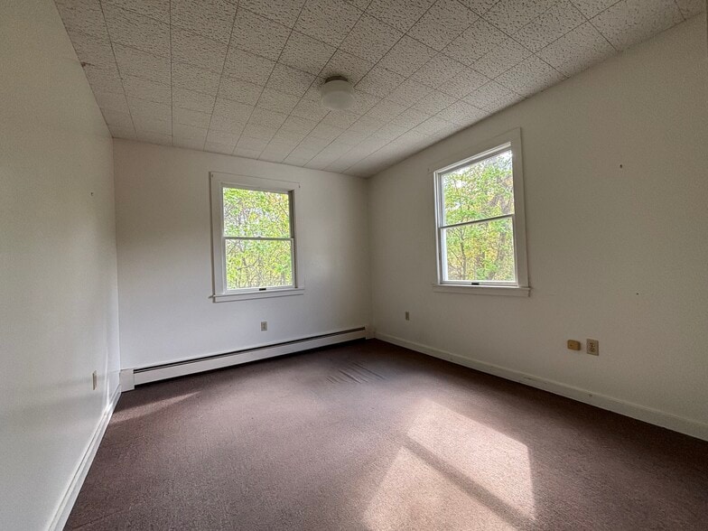 More Photos Of 60 Cottage St, Great Barrington Office For Sale