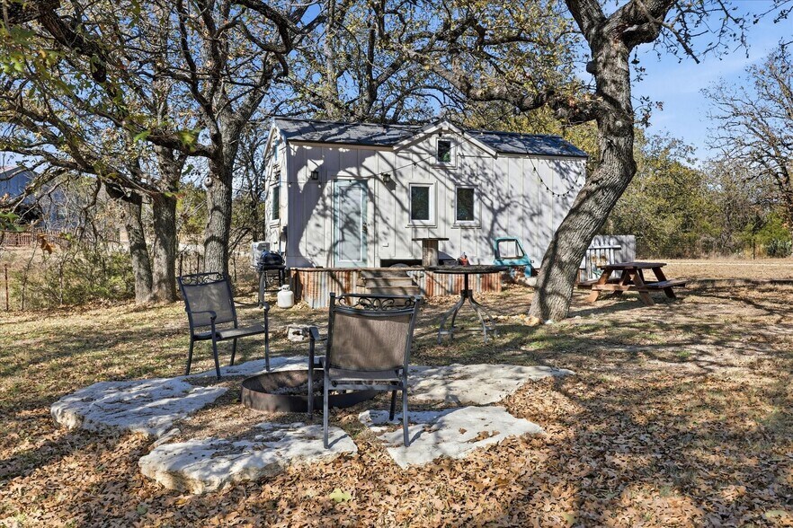 More Photos Of 8980 County Road 156, Bluff Dale Land For Sale