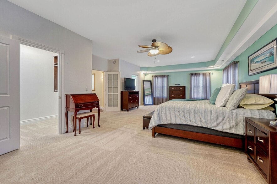 More Photos Of 2532 W Colorado Ave, Colorado Springs Storefront Retail Office For Sale