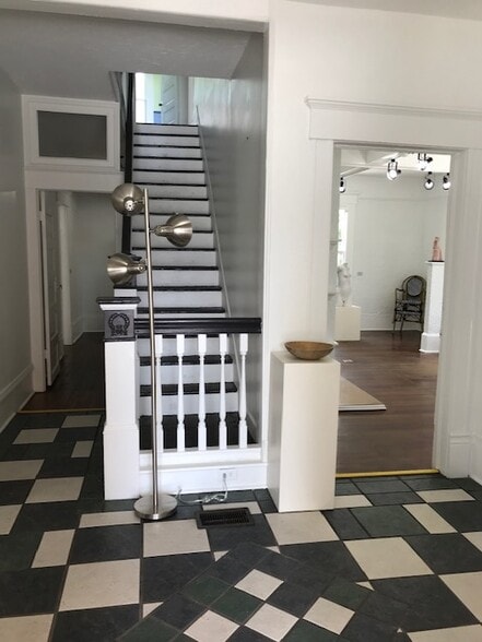 More Photos Of 1451 Home St, Jacksonville Office Residential For Lease