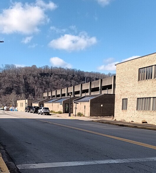 More Photos Of 701 Fourth Ave, New Kensington Medical For Sale