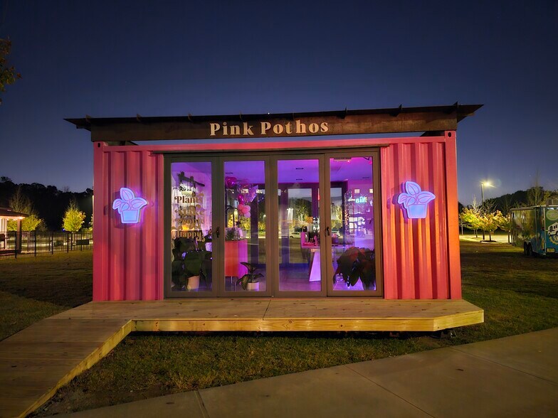 More Photos Of 352 University Ave SW, Atlanta Land For Lease