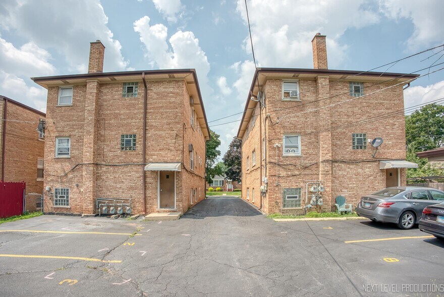 More Photos Of 1619 N 35th Ave, Melrose Park Apartments For Sale